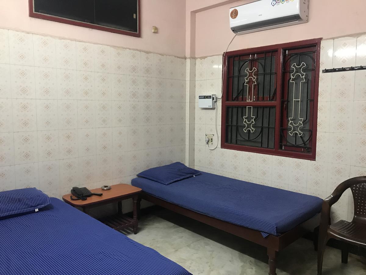 Merit Guest House Chennai Exterior foto